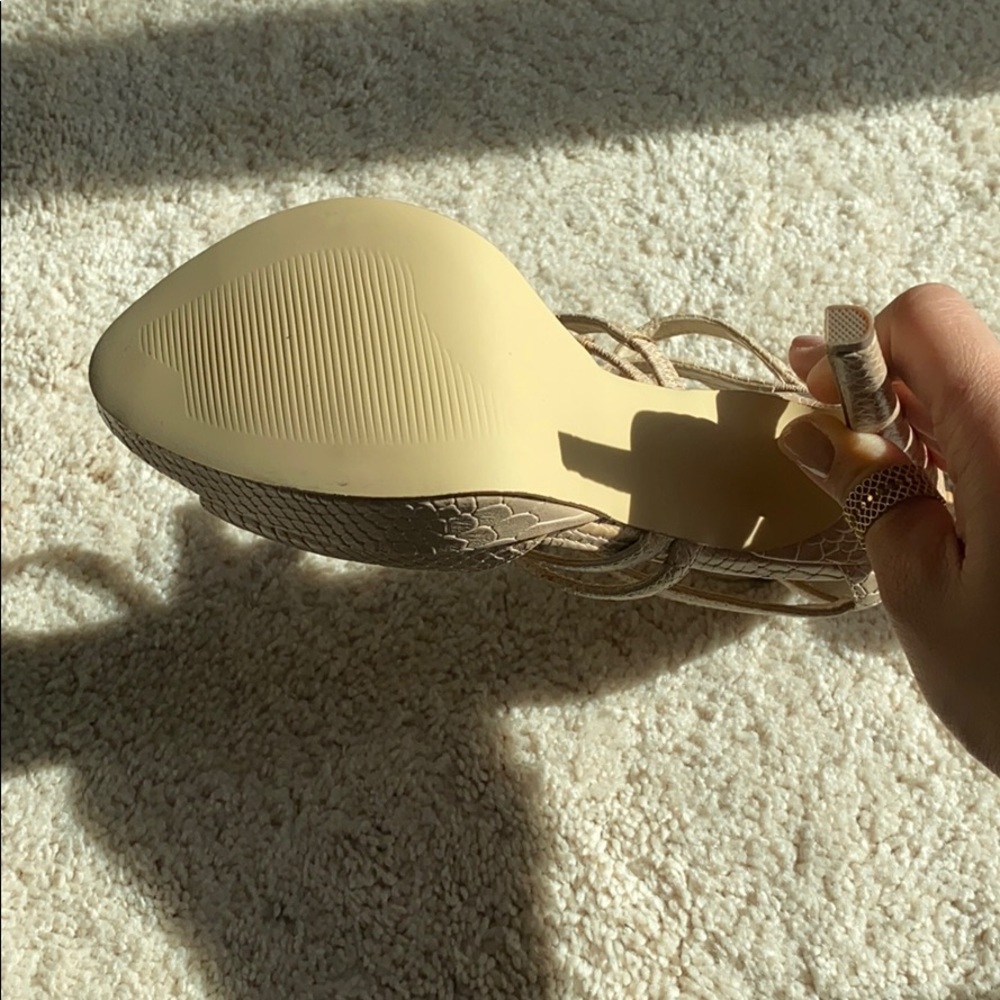 Shoes - Picture 3 of 6